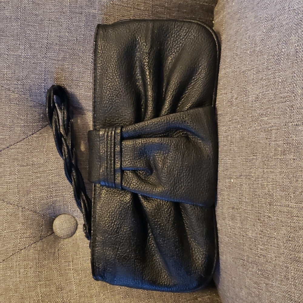 Express wristlet